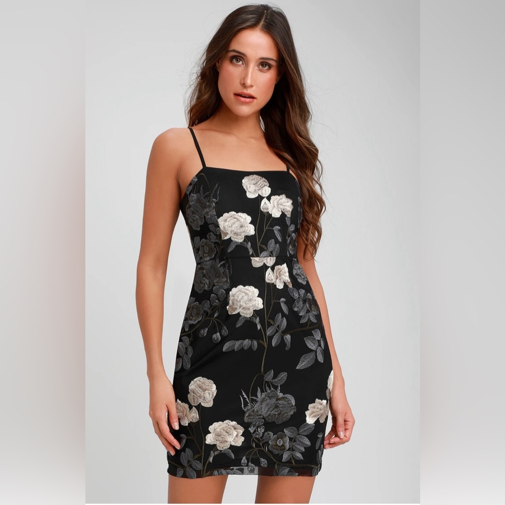 Lulu’s Elston Black Floral Embroidered Bodycon Dress